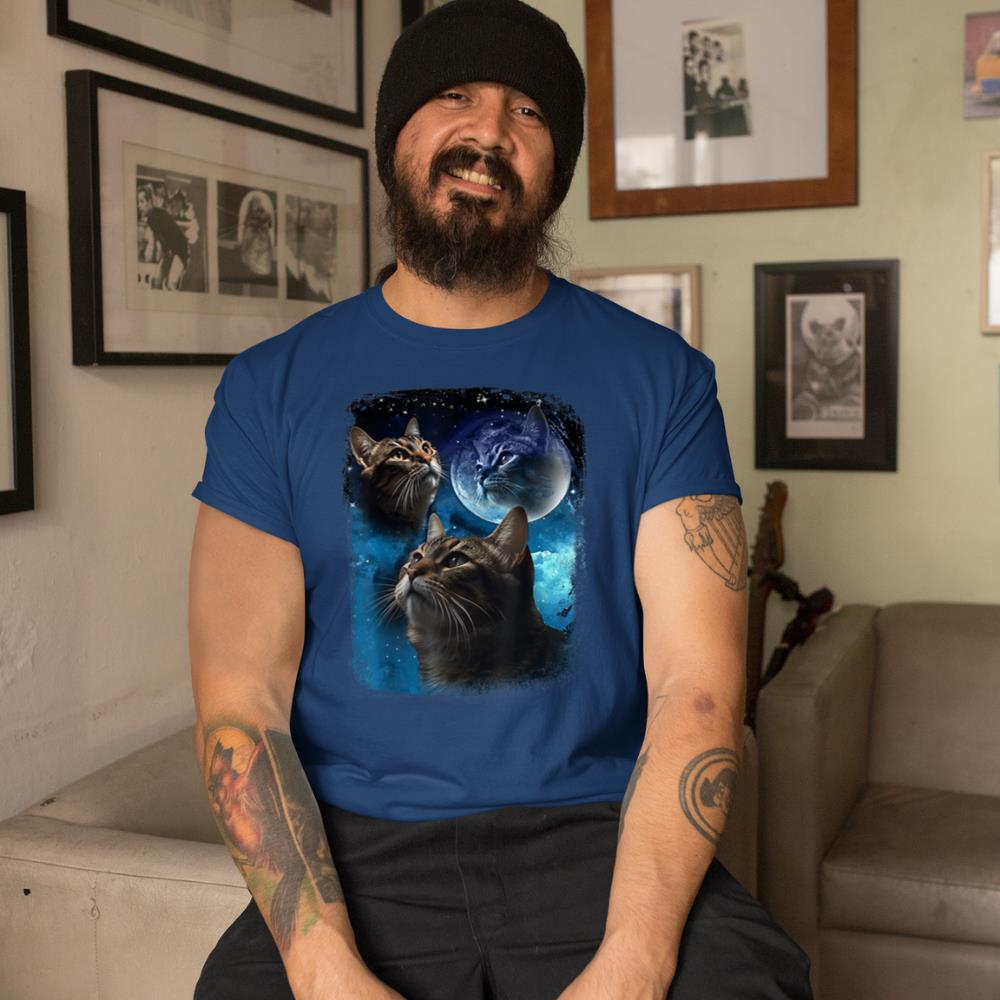 Xanawood Cats Howl at Moon Funny Vintage Three Cat Howling wolf meme T-Shirt