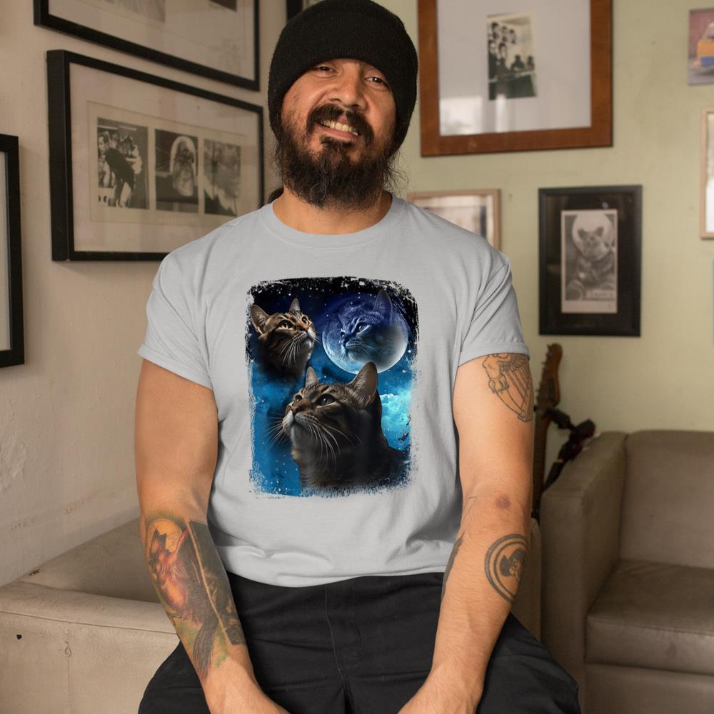 Xanawood Cats Howl at Moon Funny Vintage Three Cat Howling wolf meme T-Shirt